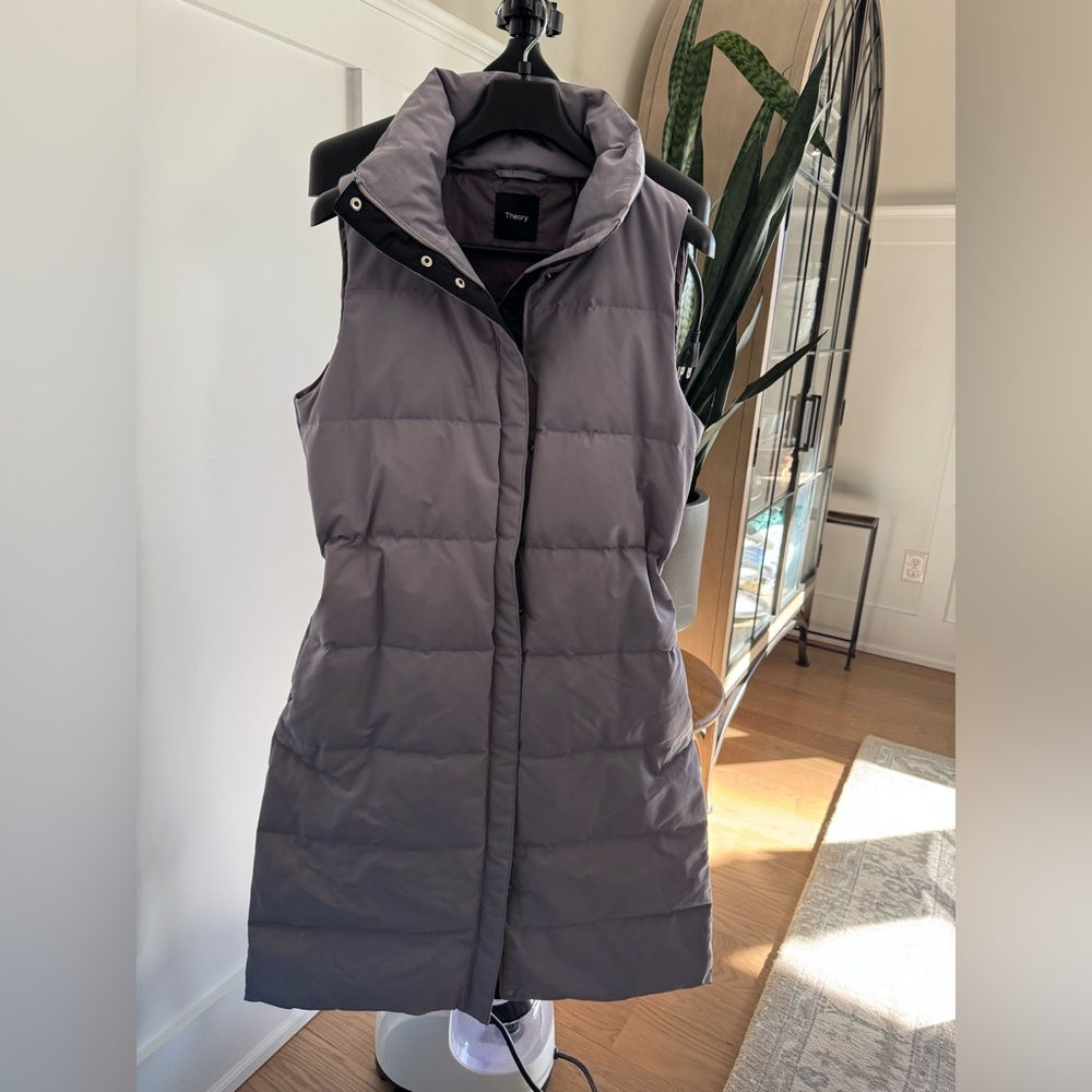 Theory Women's Soft Dusty Rose Quilted Vest